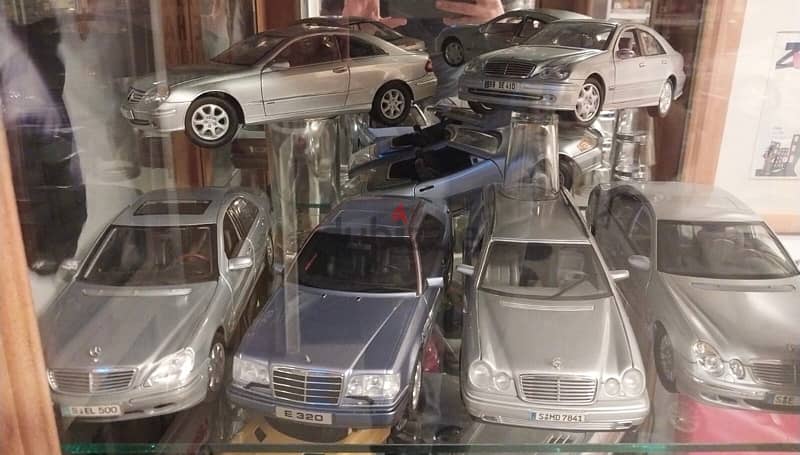 1:18 Mercedes-Benz die-cast car collectiom 10