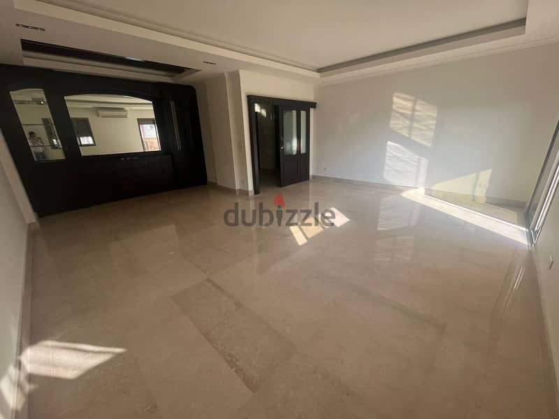 Luxurious Apartment for sale in tallet al-khayatشقة فاخرة للبيع في تلة 8