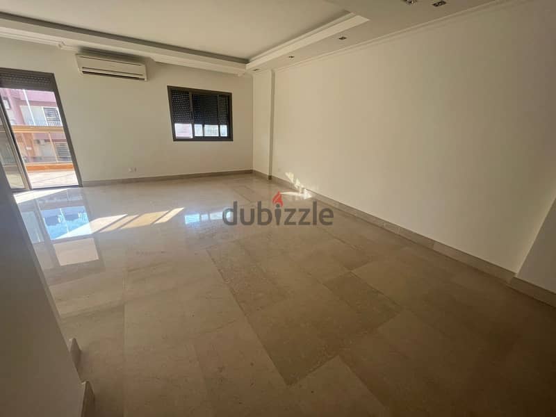 Luxurious Apartment for sale in tallet al-khayatشقة فاخرة للبيع في تلة 9