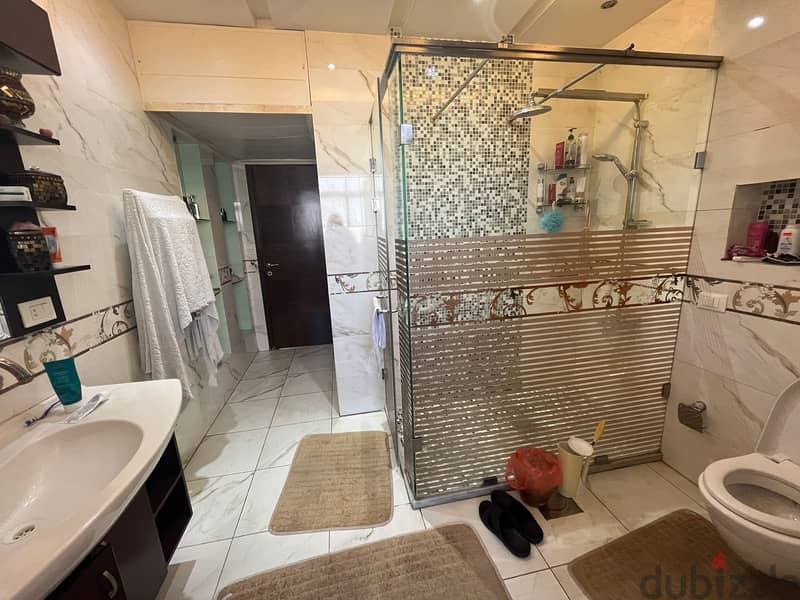 Luxurious Apartment For Sale with office  in Tallet al-khayatشقق فاخرة 12