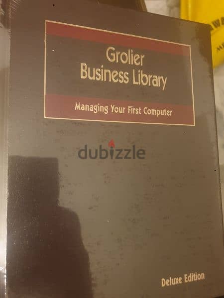 Grolier business library,the business from A to Z 10