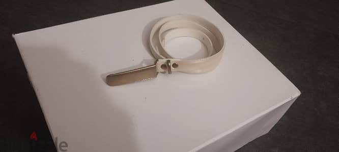 Offwhite Glossy Belt