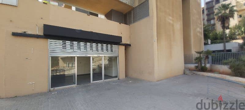 85m2 Space for rent with 120m2 terrace 0