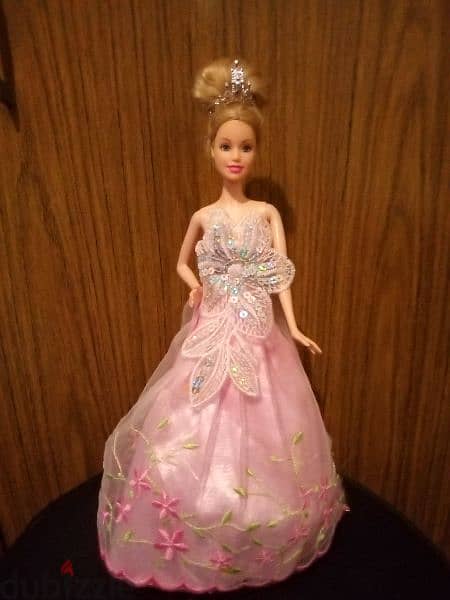 Barbie HOLIDAY Mattel great doll 2016 DE MUSE body=16$ 4