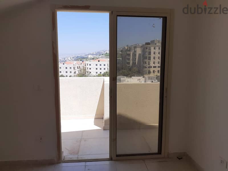 L07911-Duplex for Sale in Bouar with Sea View 4
