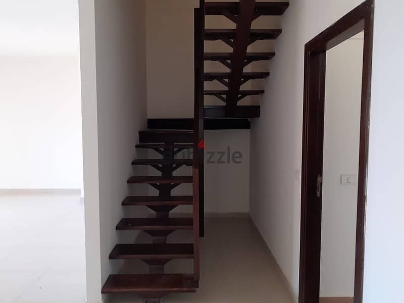 L07911-Duplex for Sale in Bouar with Sea View 11