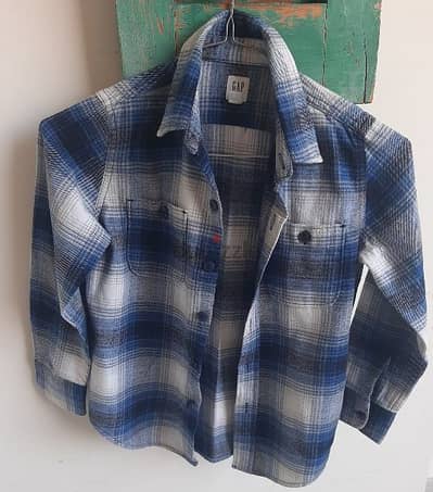 GAP chemise new 6_7years boy شتوية وسميكة/ call 03 872336