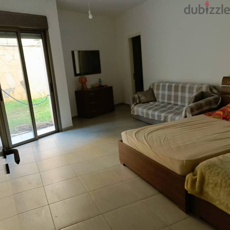 250 m2 apartment + 200m2 garden and terrace for rent in Beit El Chaar 10