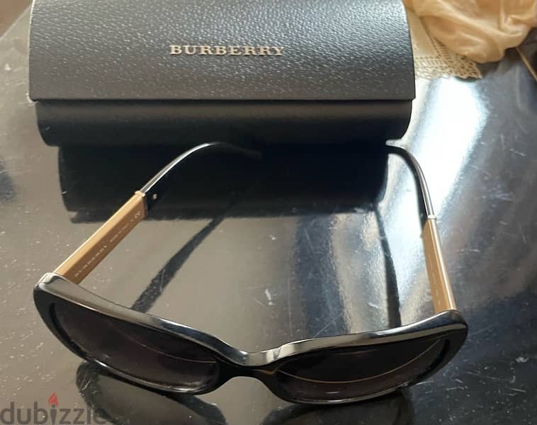Burberry sunglasses for wouman 3