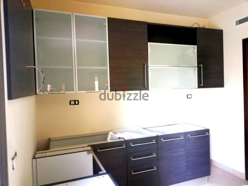 L05759 - Spacious & Deluxe Apartment for Rent in Aoukar 9