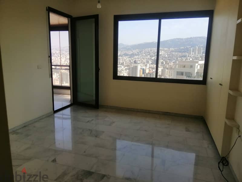 L05692-Luxurious Apartment for Rent in Horsh Tabet 2