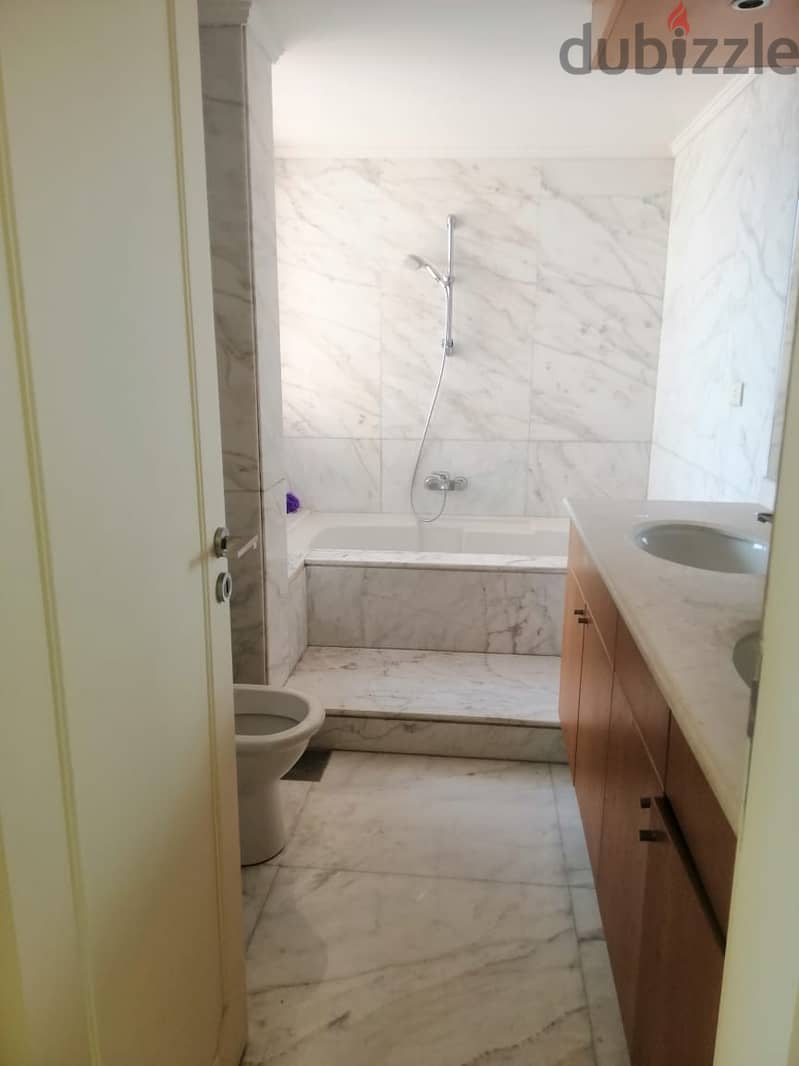 L05692-Luxurious Apartment for Rent in Horsh Tabet 4