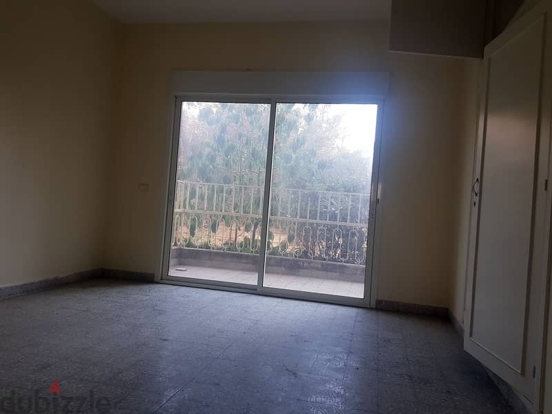 L05420-Spacious Apartment for Rent in Hazmieh 3