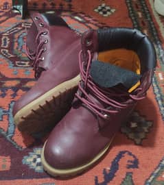 barely used real Timberland shoes