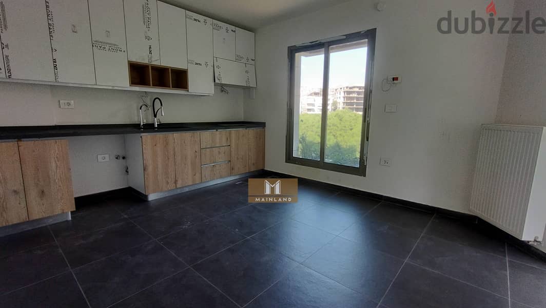 New Triplex apartment in Mtayleb with Panoramic views 3