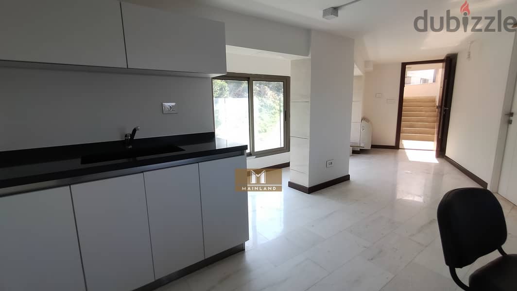 New Triplex apartment in Mtayleb with Panoramic views 8