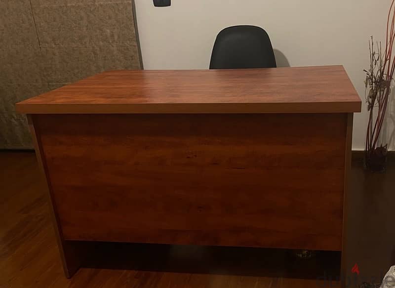 مكتب خشب مع كرسي office desk with chair 3