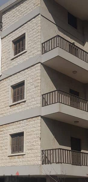 Building for sale in baabdat | 5 floors 0