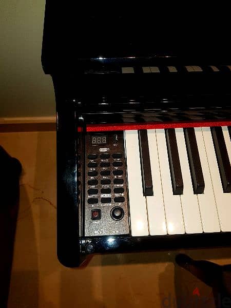 Piano Digital Cpro. New hamer keys 900 voices 70p styles . . . 4