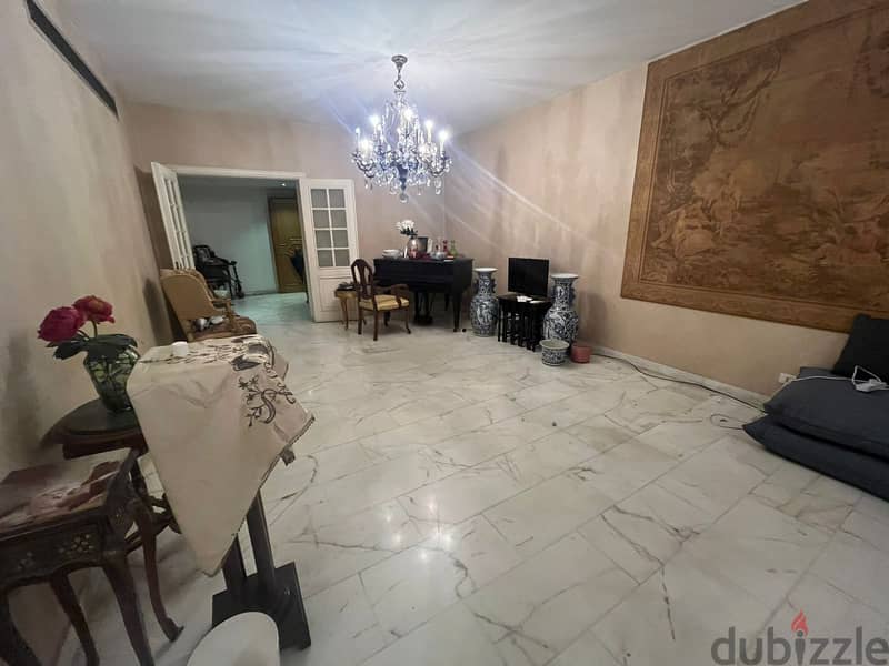 Luxurious Apartment For Sale in tallet al-khayatشقة راقية للبيع في تلة 8