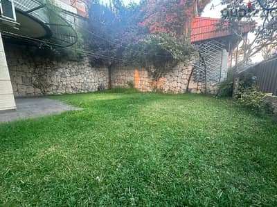 A 320 m² garden apartment for sale in Baabdat!