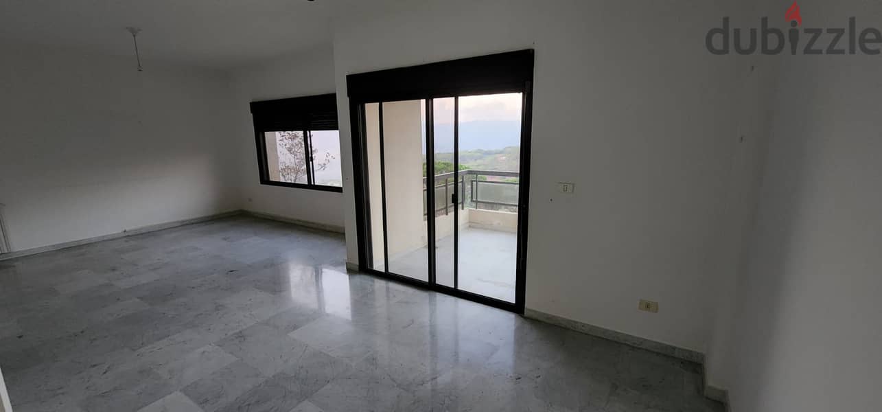 Apartment for sale in Aaraiya/Chouit - شقة للبيع في عاريا /شوية 0