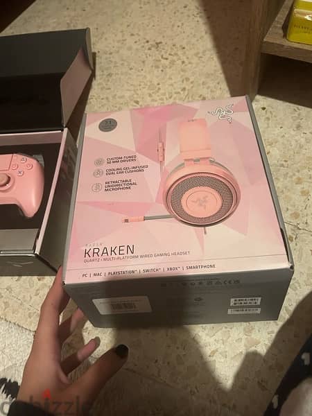 BRAND NEW RAZER KRAKEN HEADSET 1