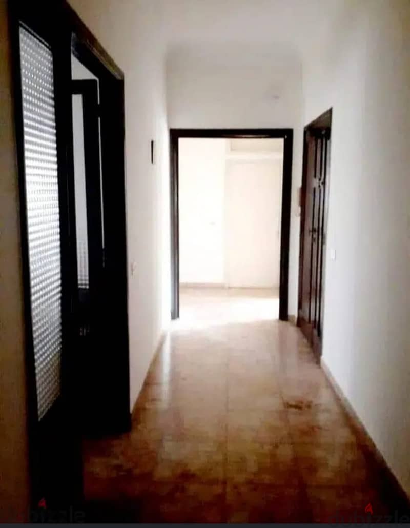 A 220 m2 apartment for sale in Zouk mosbeh - شقة للبيع في ذوق مصبح 4