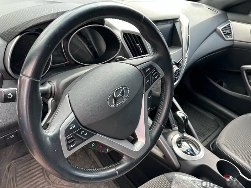Hyundai Veloster  2016 Free Registration Car for Sale 8
