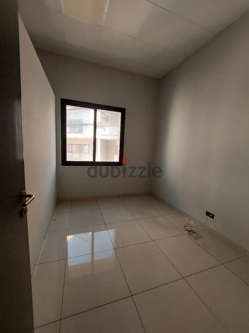 Large Spotless Office For Rent In Zalka 4