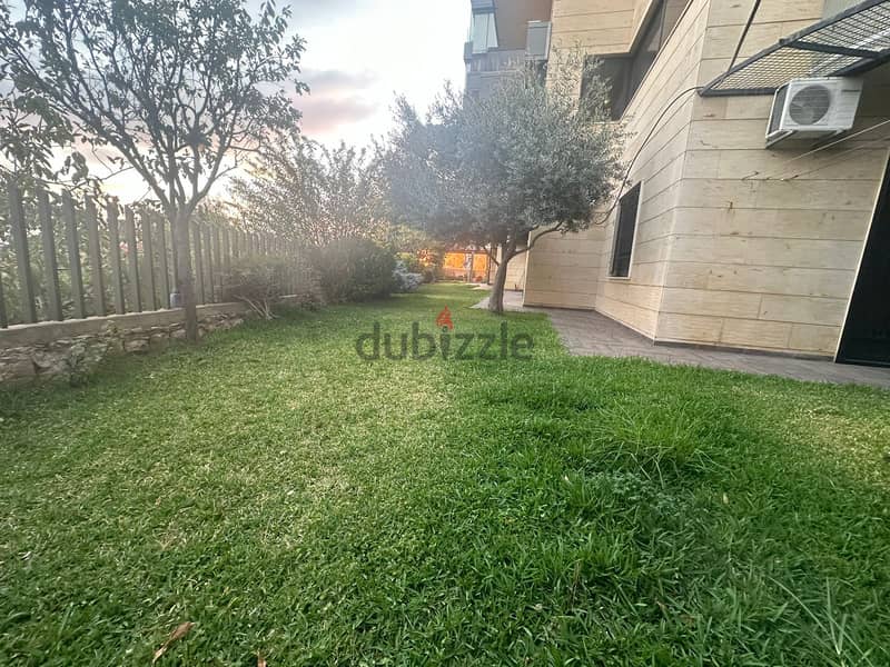A 320 m² garden apartment for sale in Baabdat! 15
