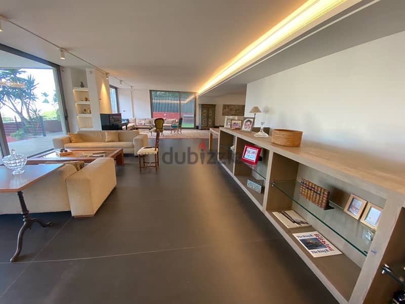Very well designed apartment with Garden and terraces 8