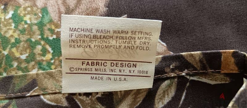 bed sheet made in usa. could be used as tableclith too 1