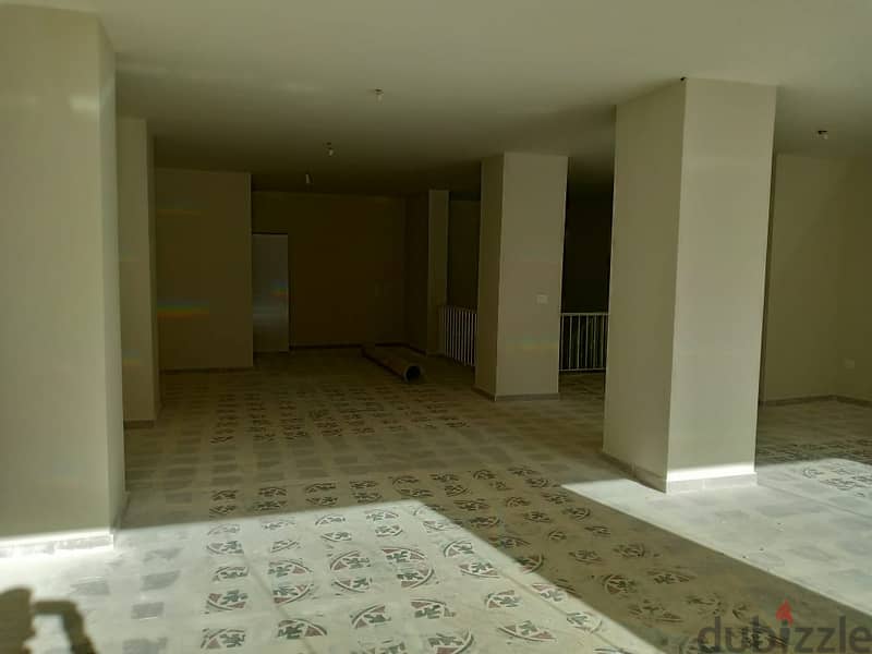 zahle haouch el omara shop 300 sqm for rent prime location Ref#5827 2
