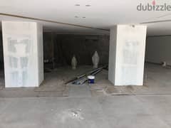 Sarba showroom prime location for rent, main highway Ref#5829