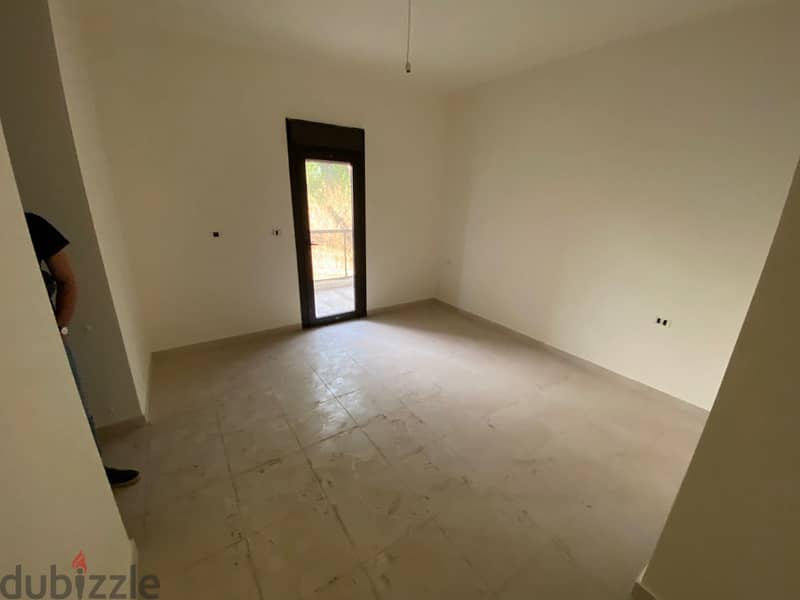 RWK214CM - Apartment For Rent in Safra - شقة للإيجار في الصفرا 2