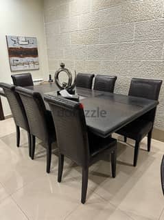 Full Dining Table