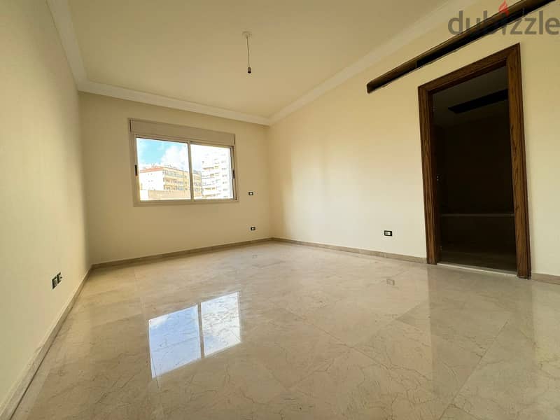 Apartment for sale in Ramlet Al Bayda شقة  للبيع في رملة البيضاء 4