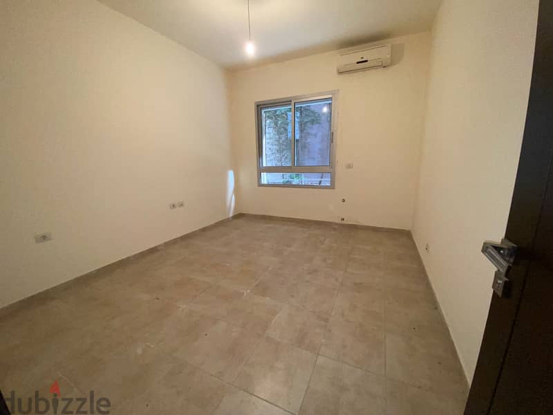 200 m2 apartment with a terrace and pool for sale in Bsalim 7