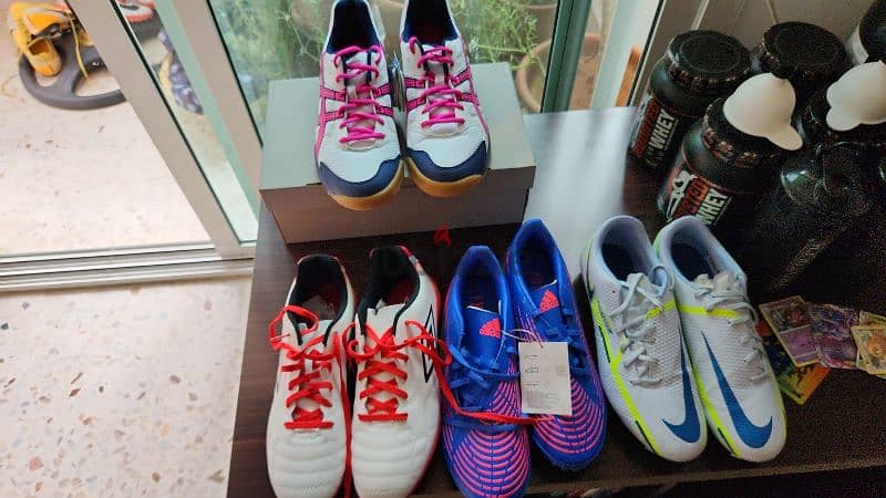 brand new soccer shoes for great prices 1