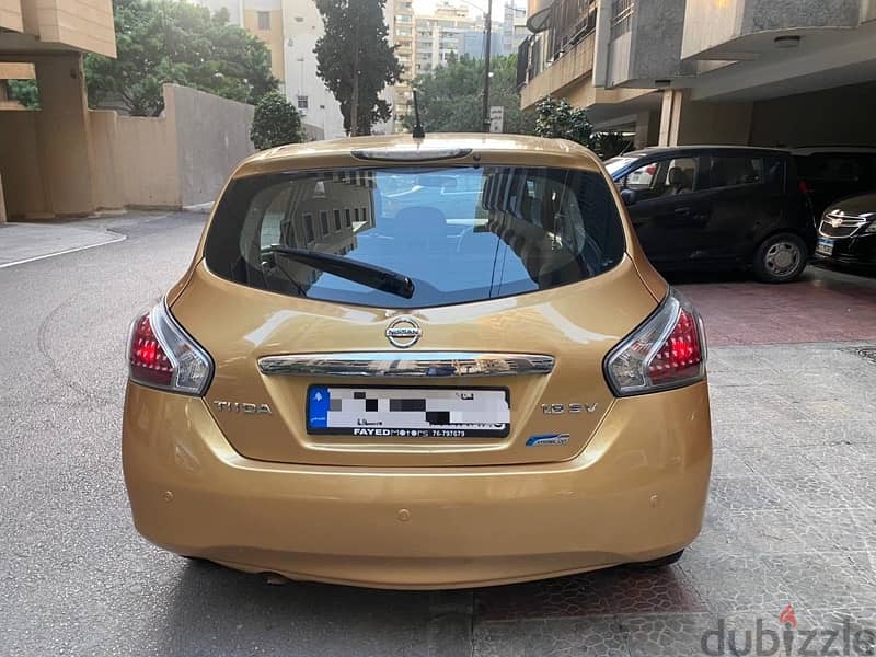 Nissan Tiida 2014 sv 1.8 5