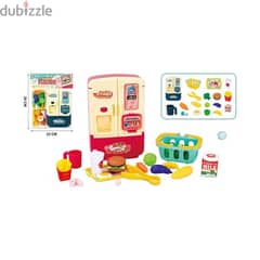 Refrigerator With Food Play Set