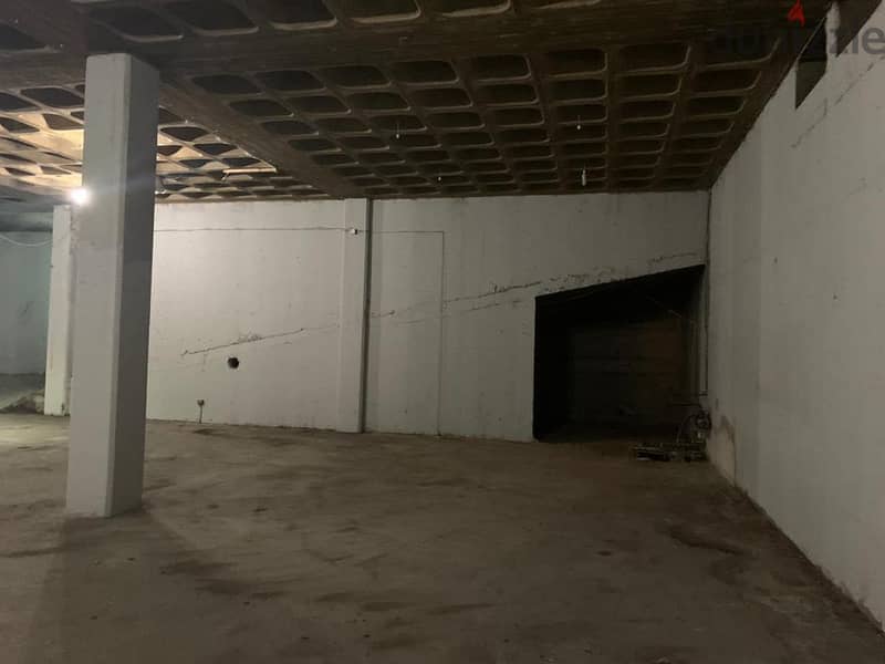 JH23-3123 600m warehouse for rent in Zalka, $ 1833 cash per month 1