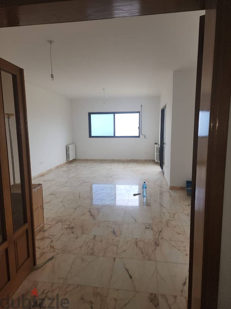 250 m2 apartment + open sea view for sale in Broumana 4
