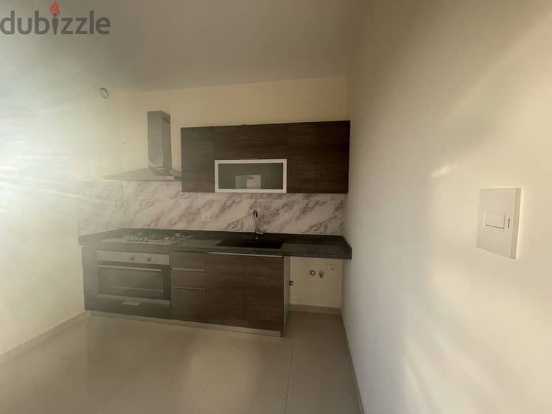 RWK169JS - Apartment For Rent in Ballouneh - شقة للإيجار في بلونة 3