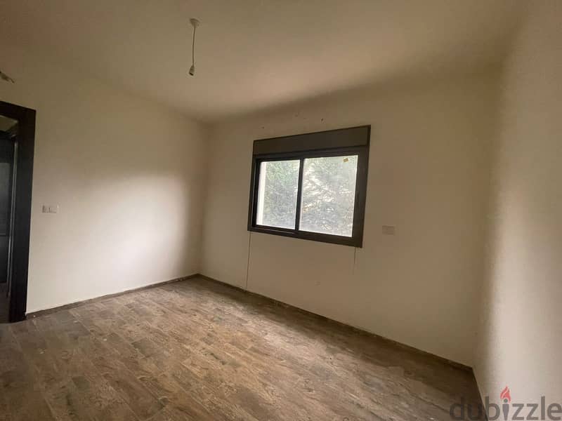 RWK170JS - Apartment For Sale in Ballouneh - شقة للبيع في بلونة 5