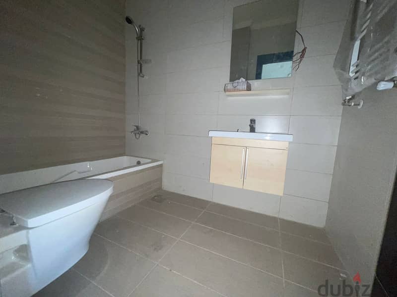 RWK170JS - Apartment For Sale in Ballouneh - شقة للبيع في بلونة 17