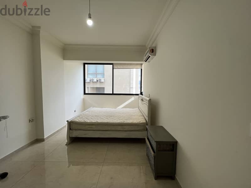 Apartment for sale in Achrafieh شقة للبيع في الاشرفيه 5