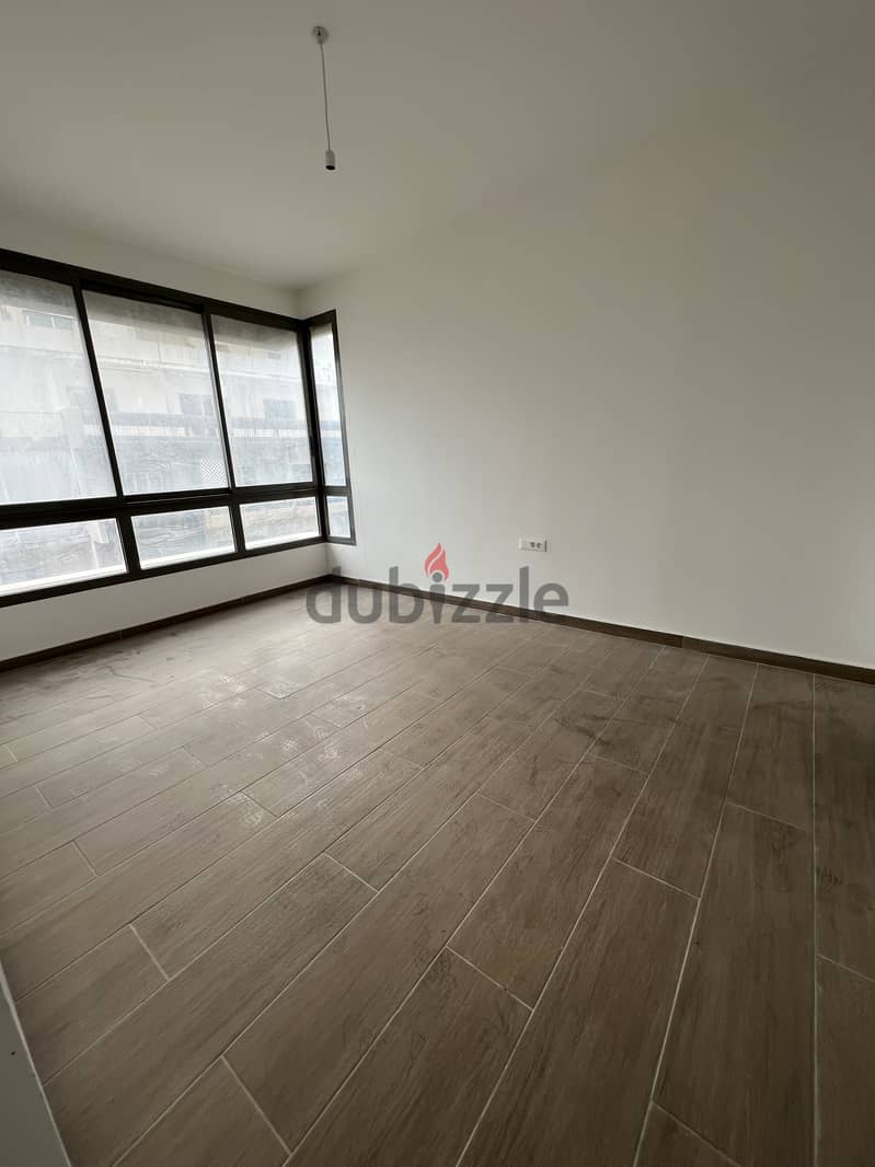Apartment for sale in Achrafieh شقة للبيع في الاشرفيه 8