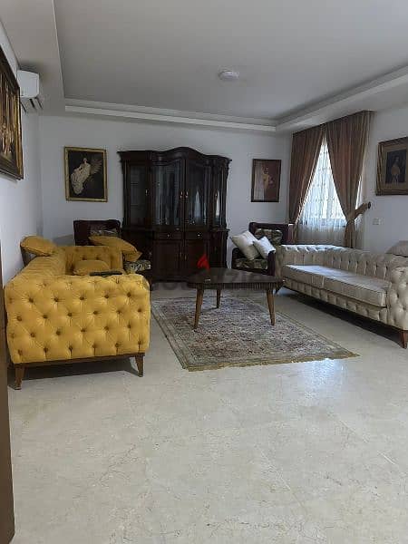 Prestigious I 200 SQM apartment in Ain Al Mraiseh. 0